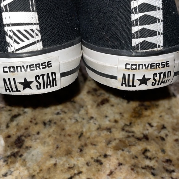 Converse - Picture 6 of 9